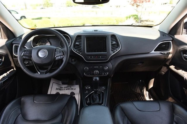 2023 Jeep Cherokee Altitude Lux