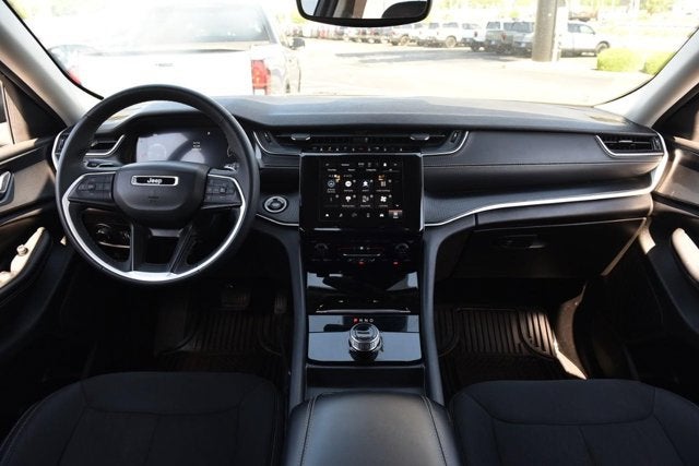 2024 Jeep Grand Cherokee Laredo