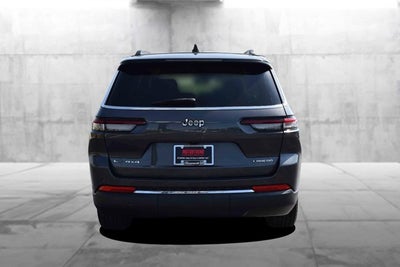 2022 Jeep Grand Cherokee L Laredo