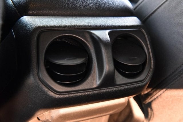 2022 Jeep Gladiator Willys Sport