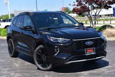 2023 Ford Escape ST-Line Elite