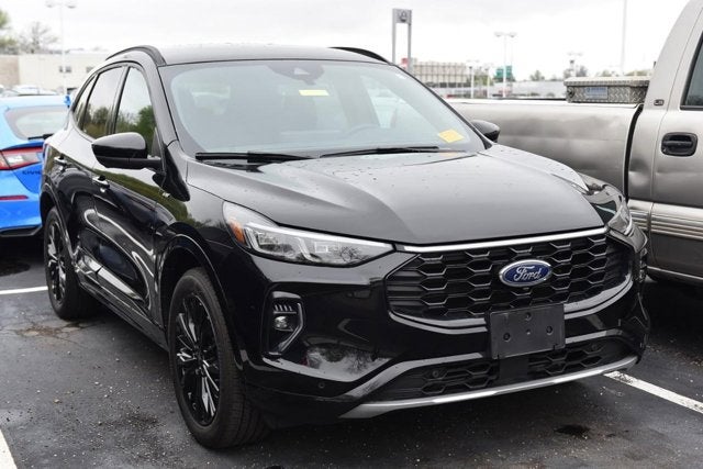 2023 Ford Escape ST-Line Elite