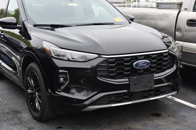 2023 Ford Escape ST-Line Elite