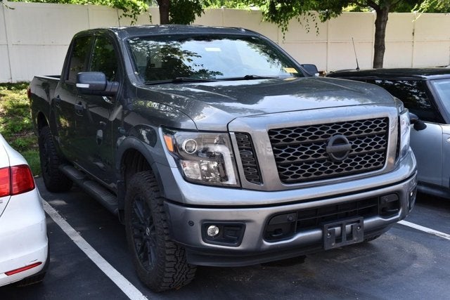 2019 Nissan Titan SL