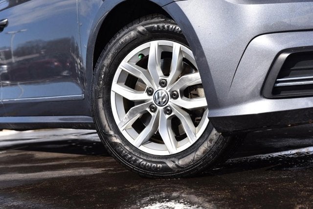 2016 Volkswagen Passat 1.8T S