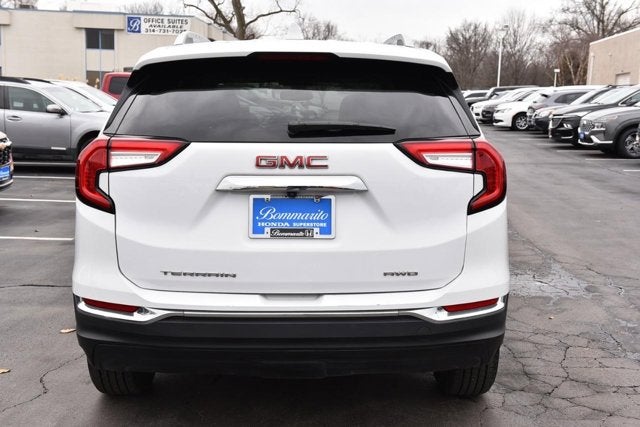2024 GMC Terrain SLT