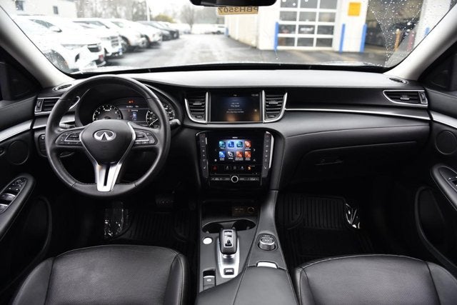 2024 INFINITI QX50 LUXE