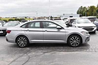 2025 Volkswagen Jetta SE