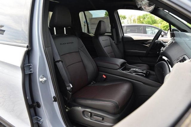 2026 Honda Ridgeline Black Edition Two-Tone