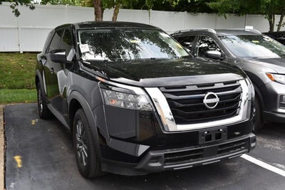 2024 Nissan Pathfinder S