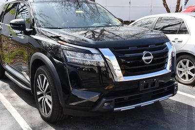 2022 Nissan Pathfinder Platinum