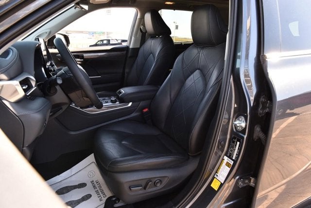 2020 Toyota Highlander Platinum