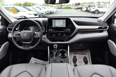 2023 Toyota Highlander XLE