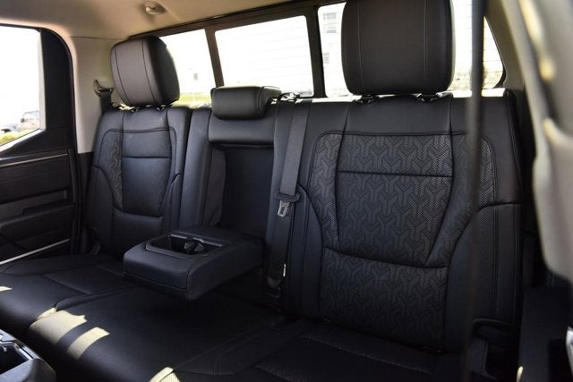 2022 Toyota Tundra 4WD SR5