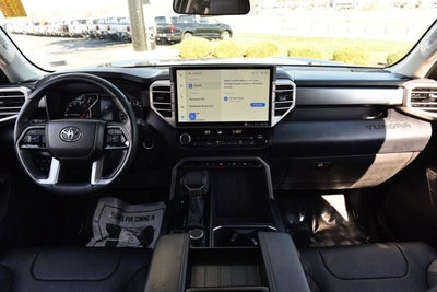 2022 Toyota Tundra 4WD SR5
