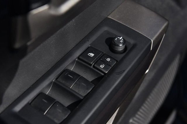 2022 Toyota Tundra 4WD SR5