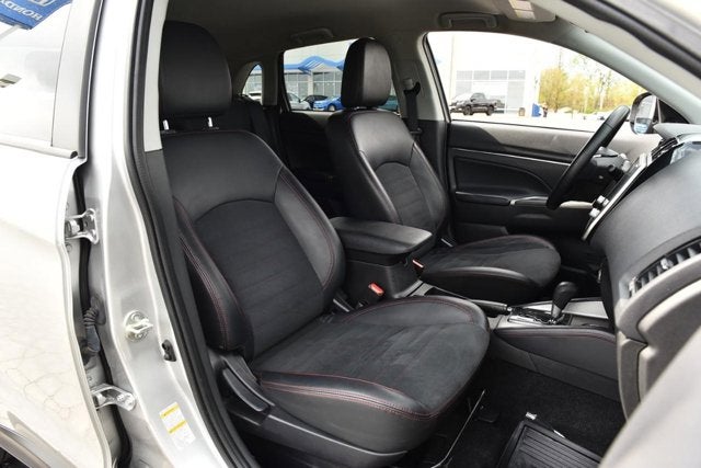 2024 Mitsubishi Outlander Sport SE