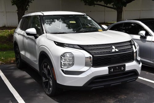 2022 Mitsubishi Outlander ES