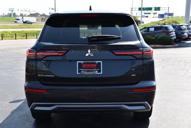 2025 Mitsubishi Outlander SE