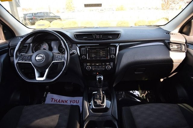 2022 Nissan Rogue Sport SV