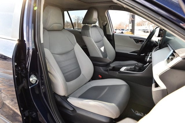 2023 Toyota RAV4 Hybrid XLE Premium