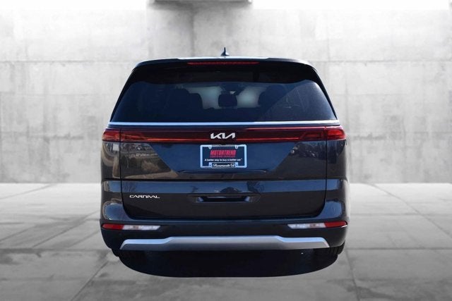 2024 Kia Carnival LX