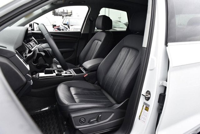 2022 Audi Q5 S line Premium Plus