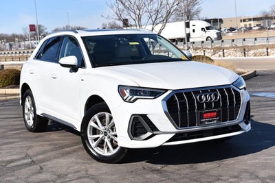2022 Audi Q3 S line Premium Plus