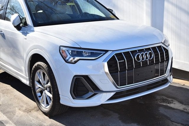 2022 Audi Q3 S line Premium Plus