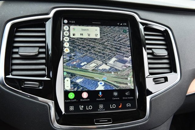 2025 Volvo XC90 Plus