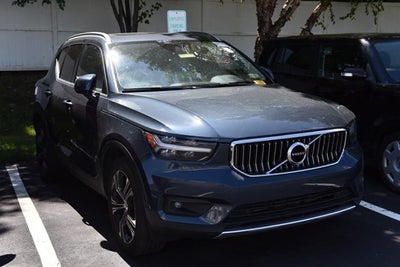 2022 Volvo XC40 Inscription