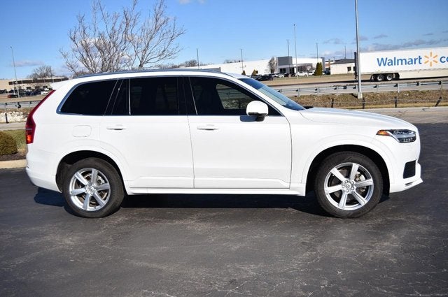 2021 Volvo XC90 Momentum