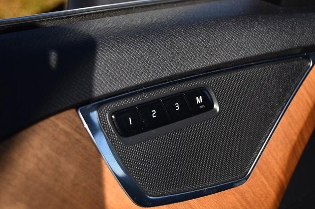 2021 Volvo XC90 Momentum