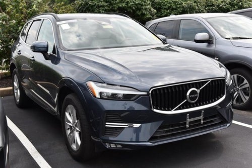 2022 Volvo XC60 Momentum