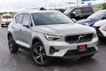 2025 Volvo XC40 Core Bright Theme