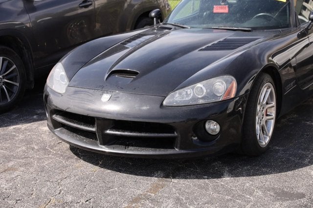 2005 Dodge Viper SRT10