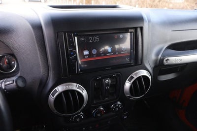 2018 Jeep Wrangler JK Unlimited Sahara