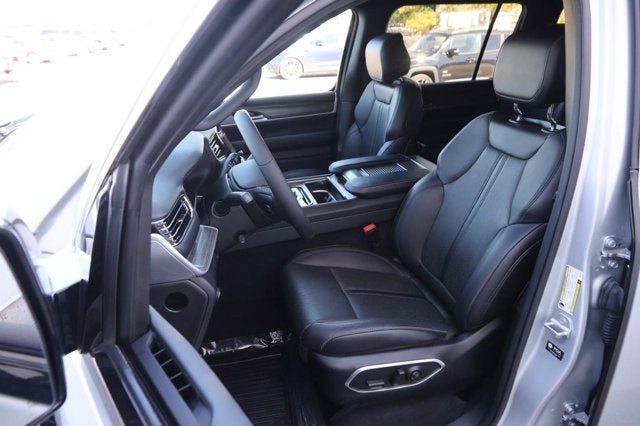 2023 Jeep Wagoneer Series II