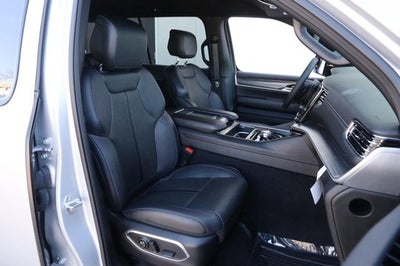 2023 Jeep Wagoneer Series II