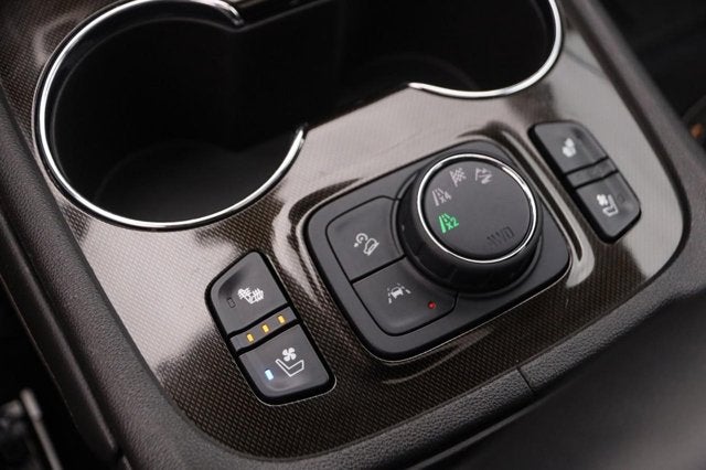 2022 GMC Acadia AT4
