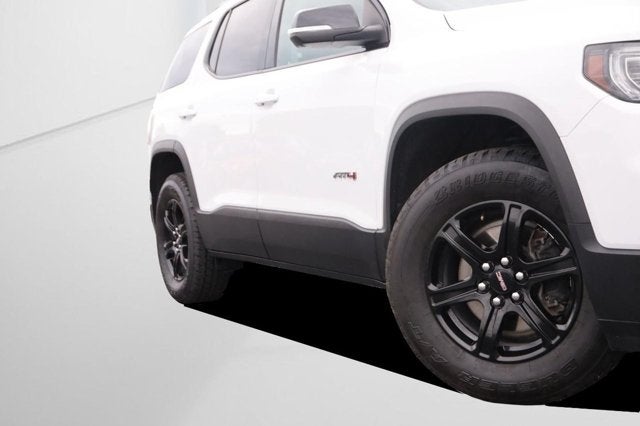 2022 GMC Acadia AT4