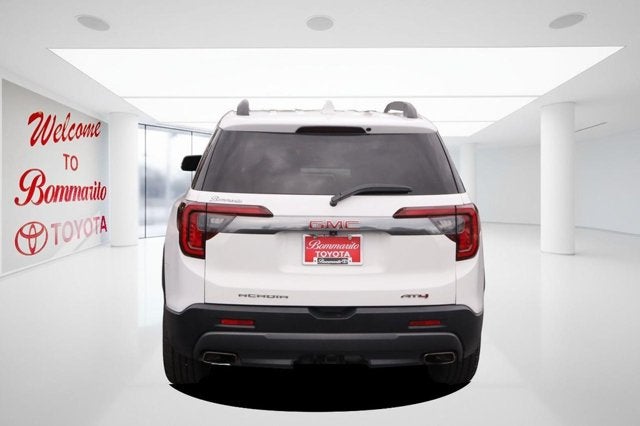 2022 GMC Acadia AT4