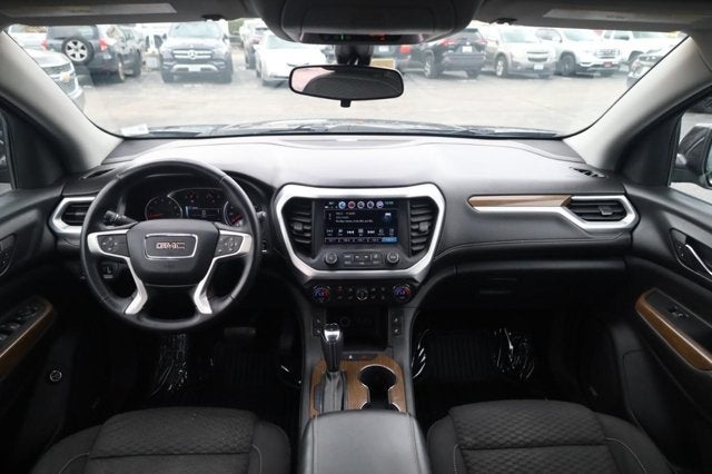 2017 GMC Acadia SLE