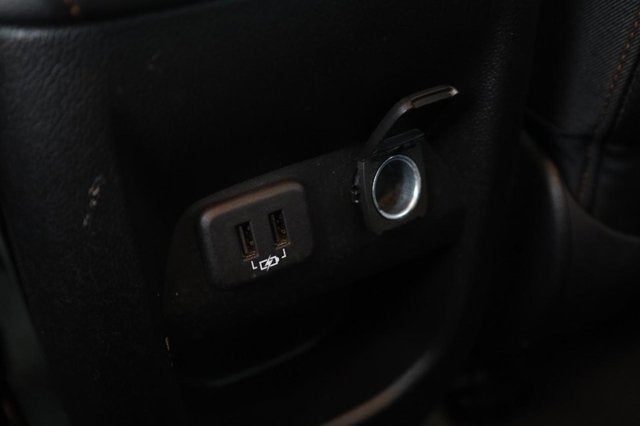 2022 GMC Canyon 4WD AT4 w/Leather