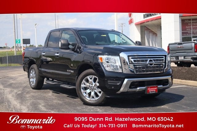 2021 Nissan Titan SV