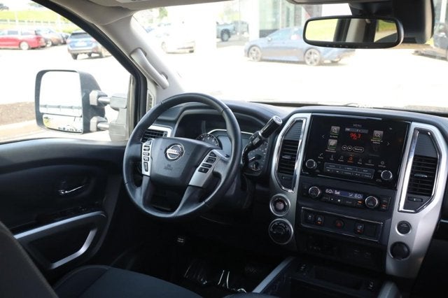 2021 Nissan Titan SV