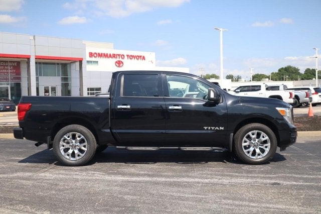2021 Nissan Titan SV