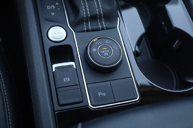 2022 Volkswagen Atlas 3.6L V6 SEL R-Line