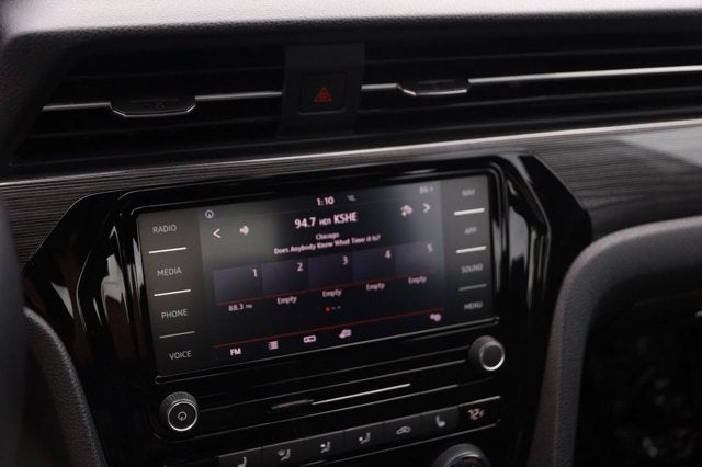 2021 Volkswagen Passat 2.0T R-Line