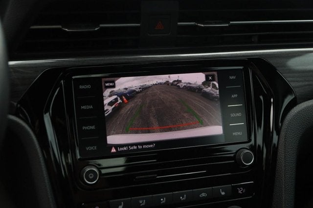 2021 Volkswagen Passat 2.0T R-Line
